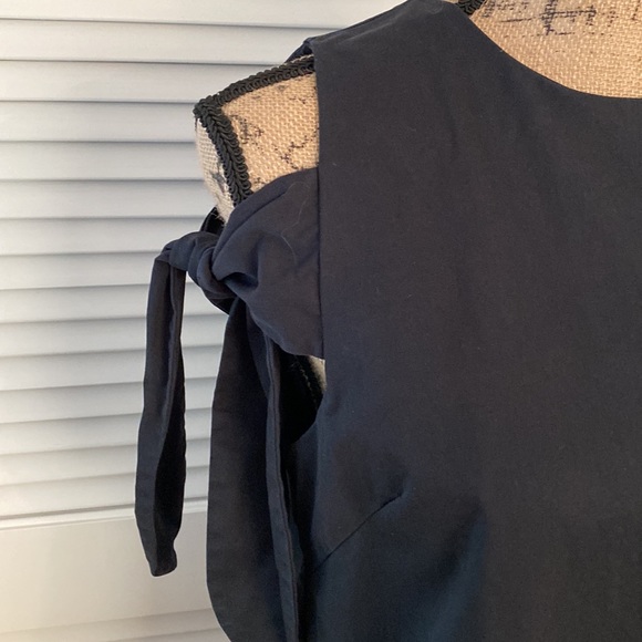 J.O.A. Perfect Little Black Dress for summer. Peek a boo sleeve. Small - Picture 4 of 8